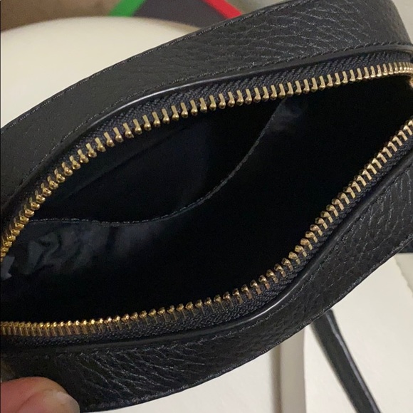 Tory Burch Logo Round Crossbody - Picture 2 of 8